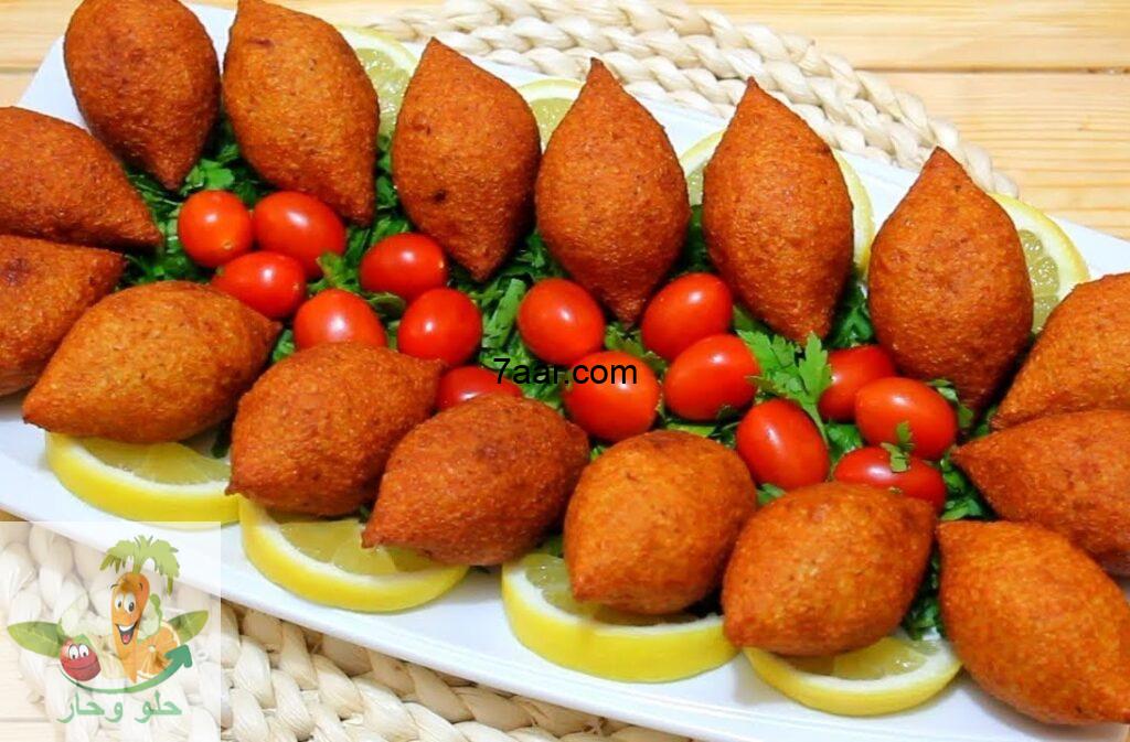 بوكس كبة مشكل (لحم ودجاج) من ورق عنب سوما – نكهات أصيلة في كل قطعة